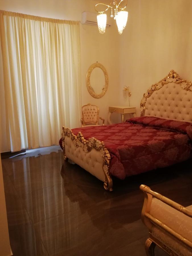 לינה וארוחת בוקר נאפולי Beb Mariafrancesca מראה חיצוני תמונה